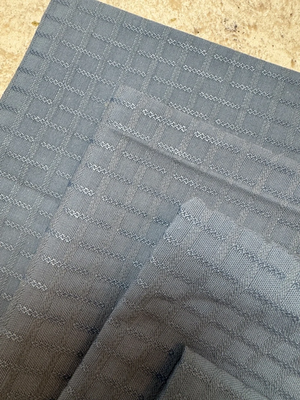 Fieldcrest Royal Velvet Set of 4 Dinner Napkins Checker pattern Light Blue